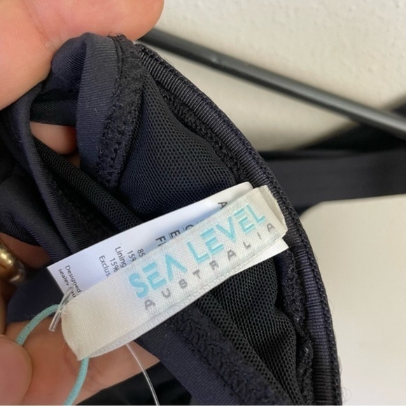 Sea Level Underwire Bikini‎ Top - Picture 10 of 13